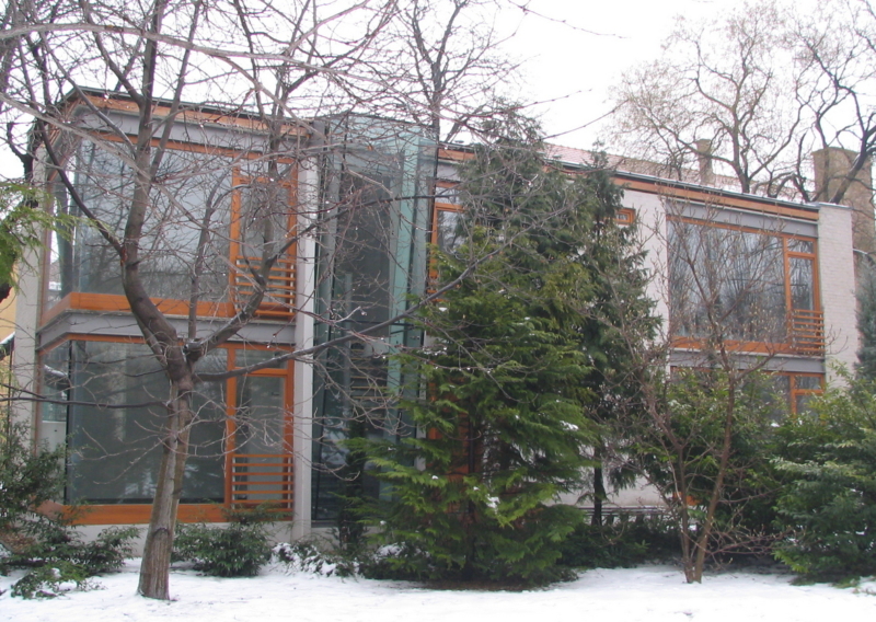 Badacsonyi utca, Társasház